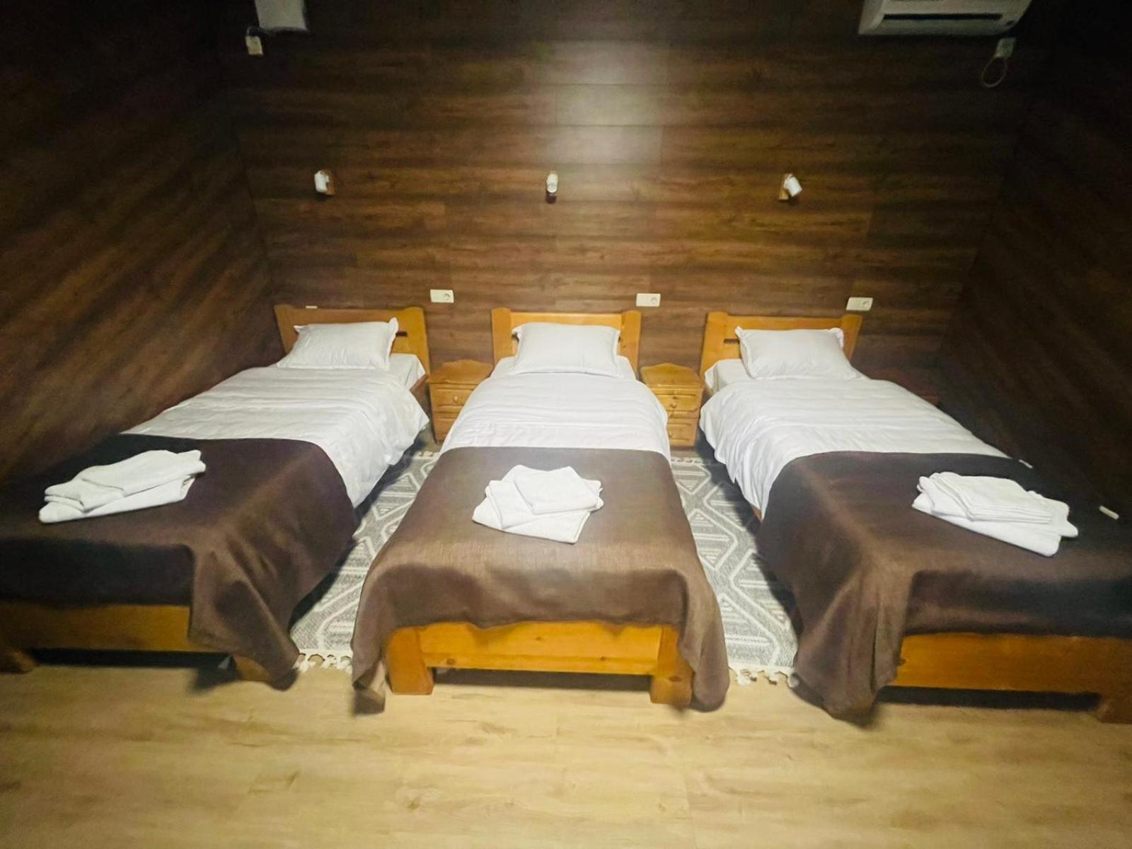 Ethno Complex Ukrayinske Selo Hotel Buzovaya Bagian luar foto