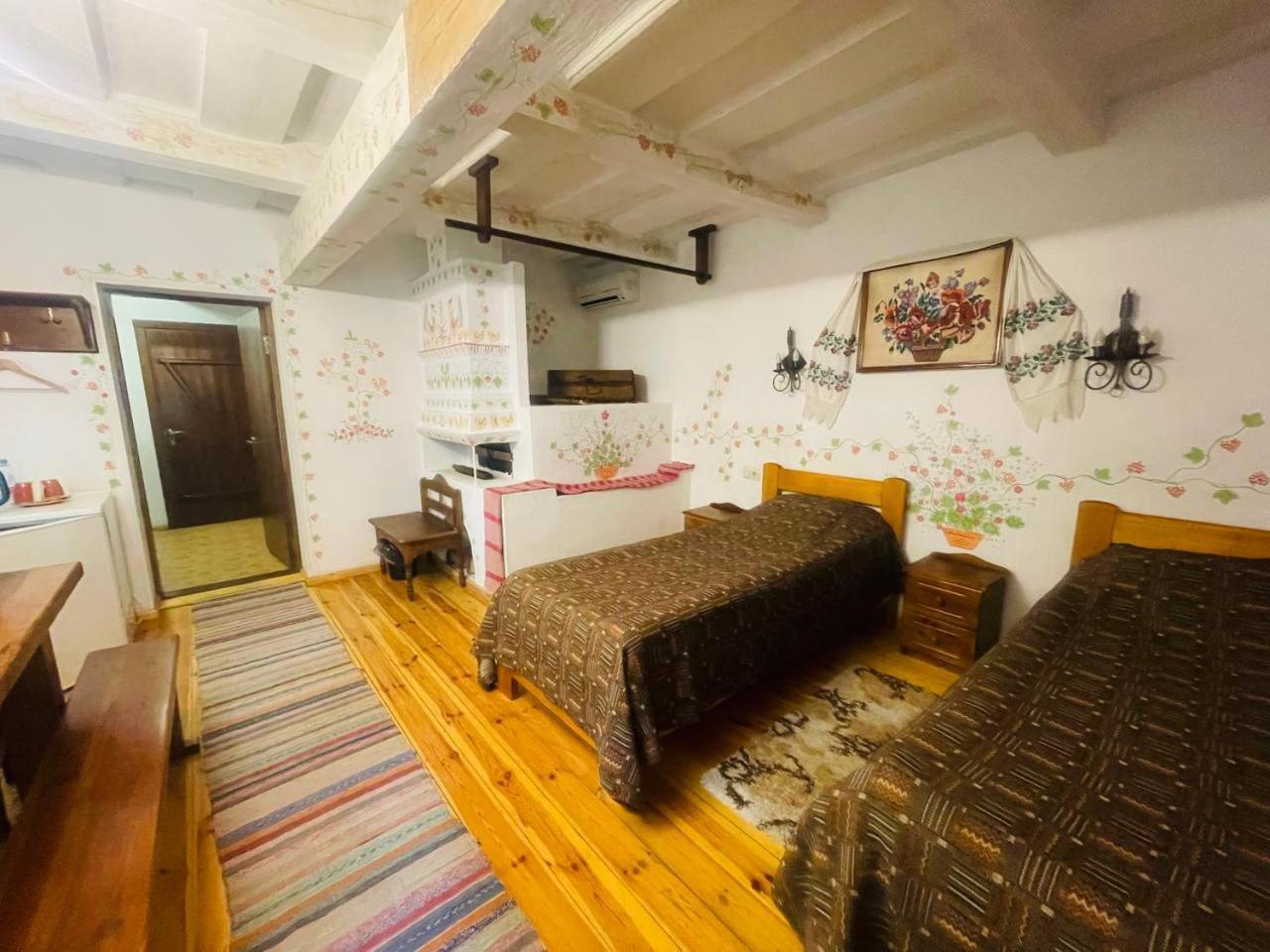 Ethno Complex Ukrayinske Selo Hotel Buzovaya Bagian luar foto